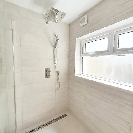 别墅 Stunning Modern Cottage/parking Free/wifi 戈尔韦