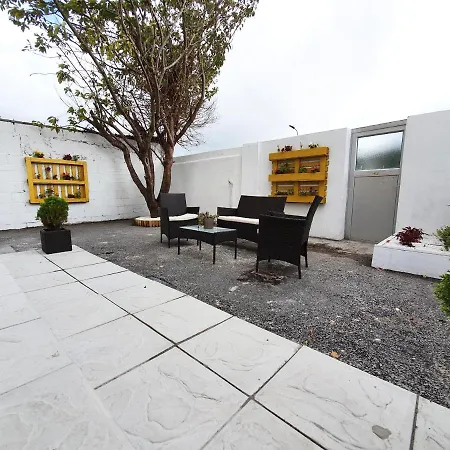 Stunning Modern Cottage/parking Free/wifi
