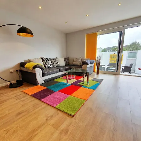 Stunning Modern Cottage/parking Free/wifi 别墅 戈尔韦